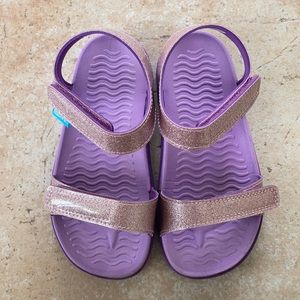 Native- Charley shoes / purple glitter